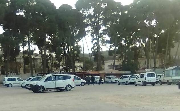 مدينة صفرو: مواطنون مستاؤون من الزيادات في تسعيرة التنقل بين صفرو وفاس.